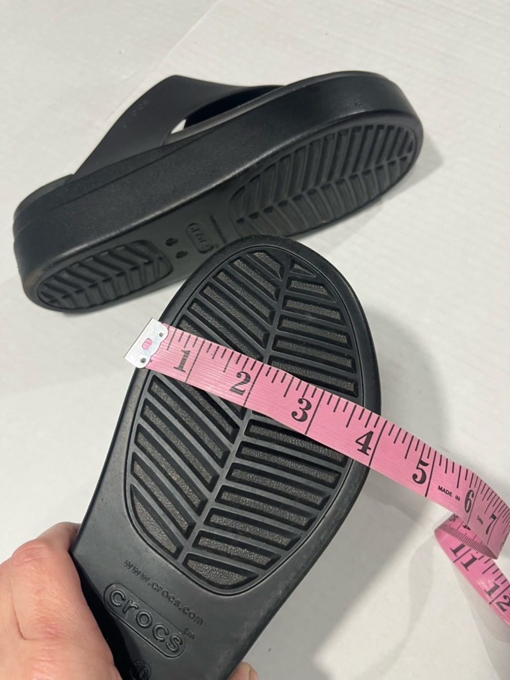 CROCS BROOKLYN PLATFORM FLIP FLOP - Picture 2 of 16